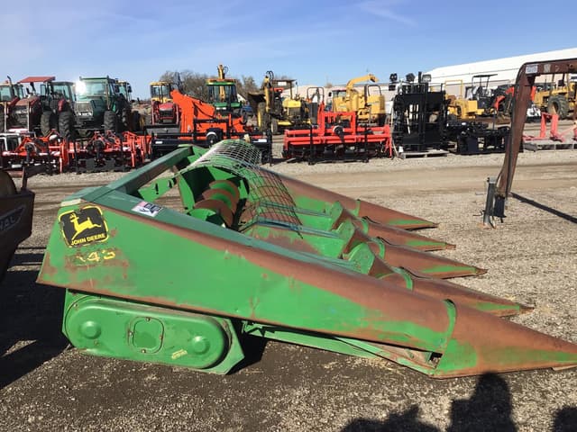 Image of John Deere 443 equipment image 3