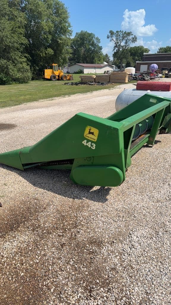 Image of John Deere 443 equipment image 2