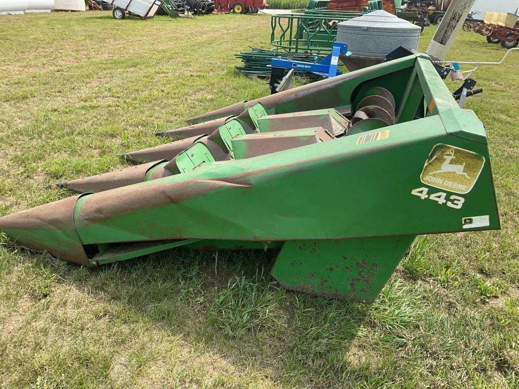 Image of John Deere 443 Image 1