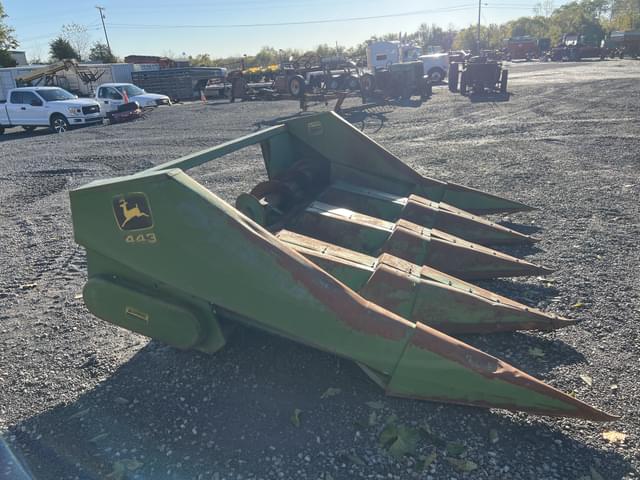Image of John Deere 443 equipment image 3