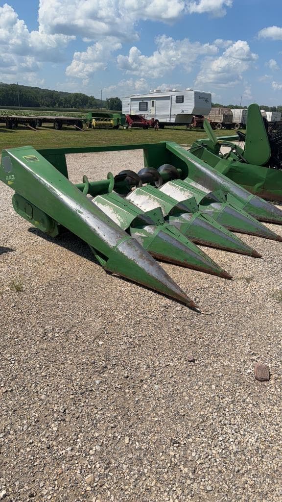 Image of John Deere 443 equipment image 3