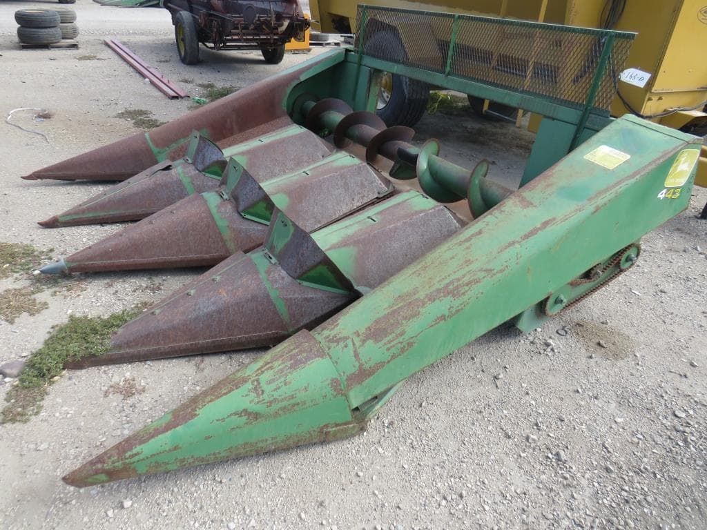 Image of John Deere 443 Image 1