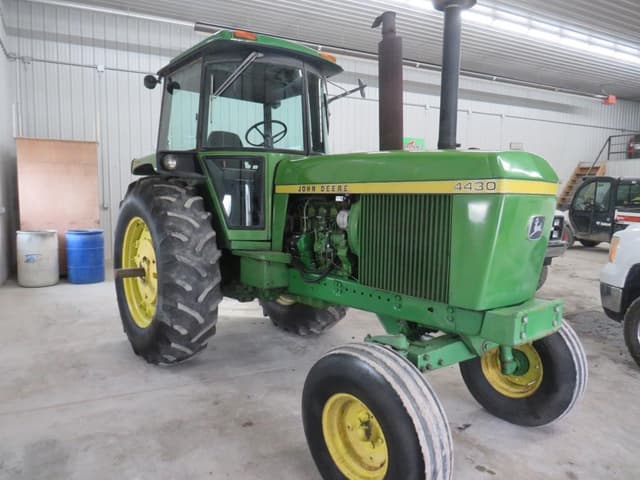 Image of John Deere 4430 equipment image 1