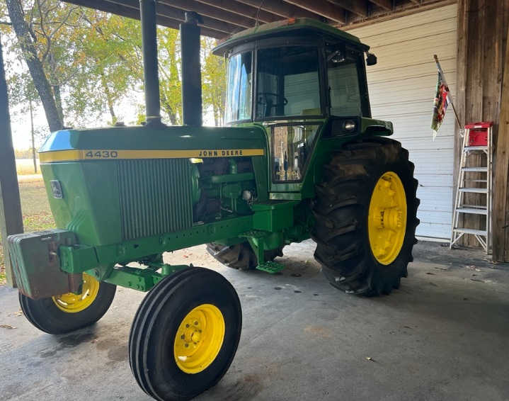 Main image John Deere 4430