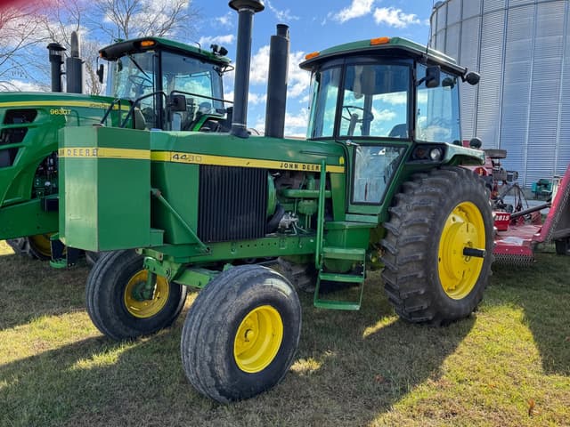 Image of John Deere 4430 equipment image 1