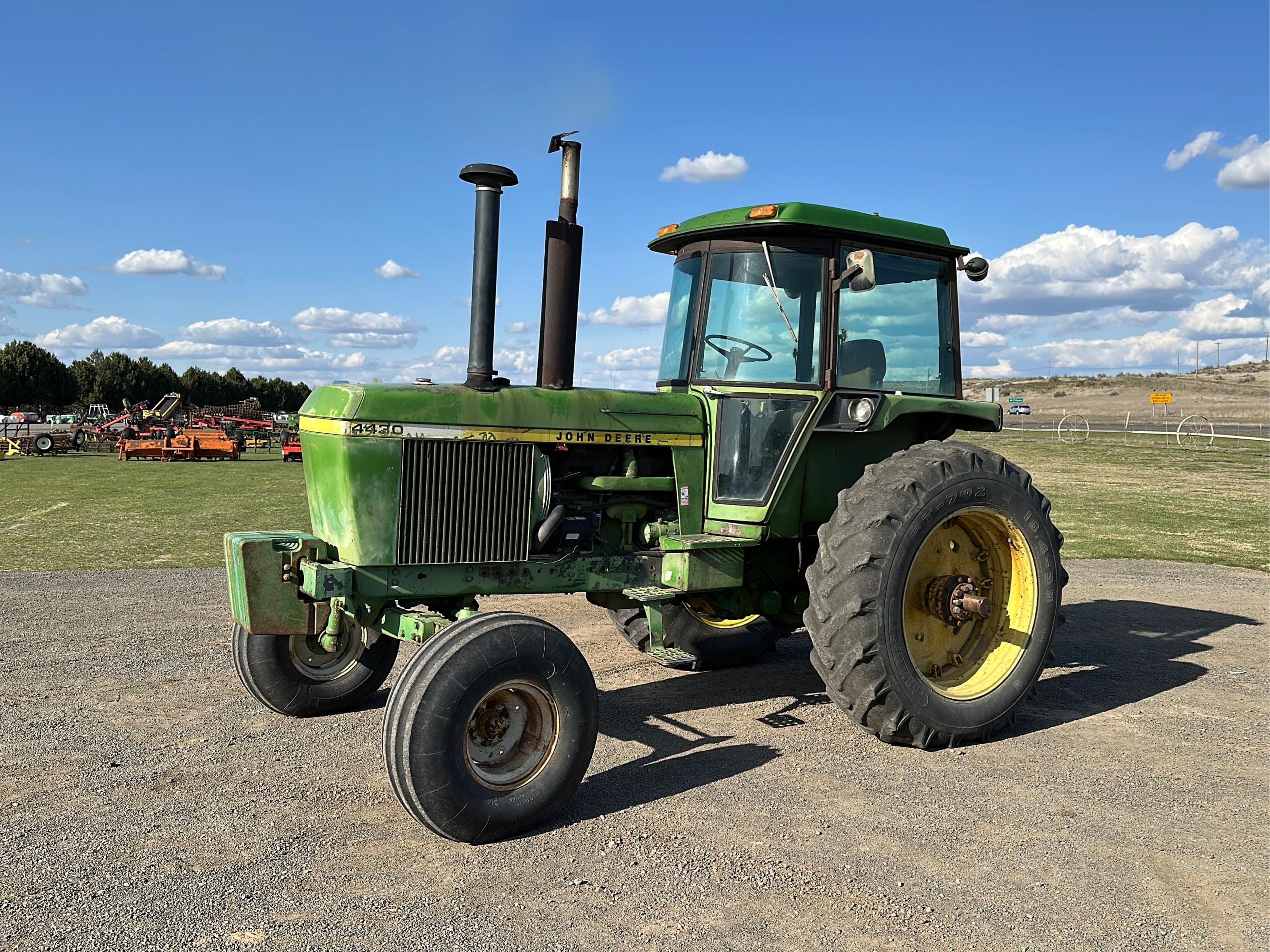 Main image John Deere 4430