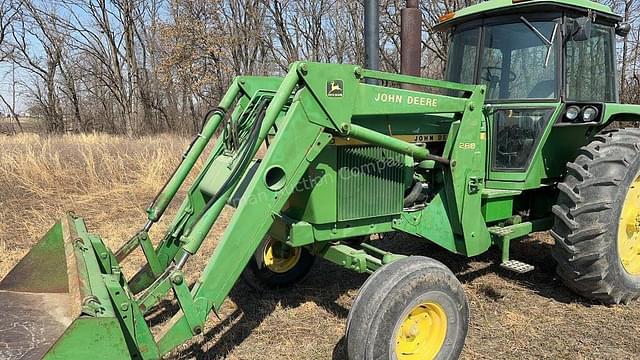 Image of John Deere 4430 equipment image 4