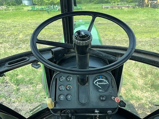 Image of John Deere 4430 equipment image 4