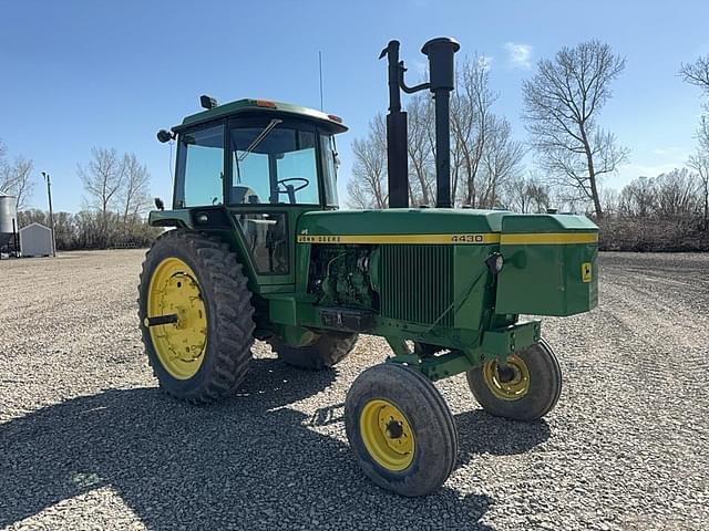 Image of John Deere 4430 equipment image 2