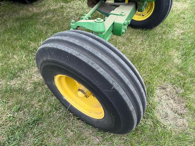 Image of John Deere 4430 equipment image 1