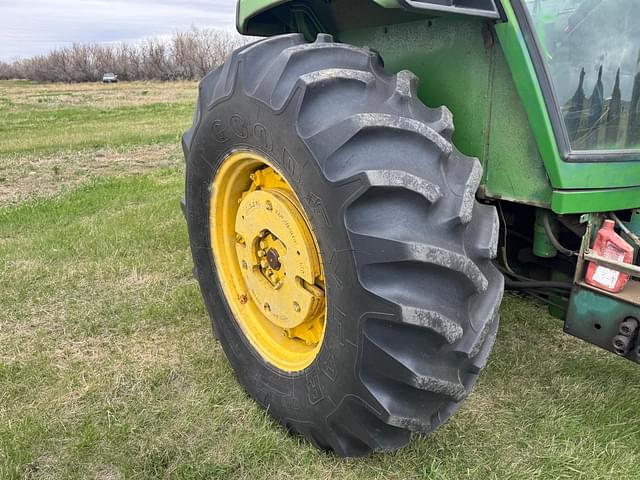 Image of John Deere 4430 equipment image 3