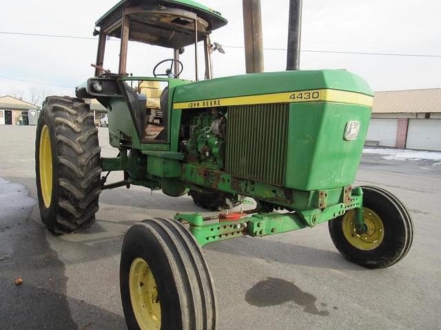 Image of John Deere 4430 equipment image 3