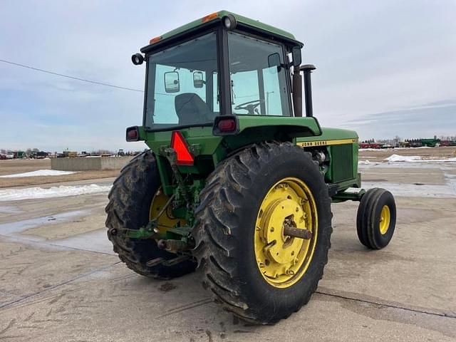 Image of John Deere 4430 equipment image 2