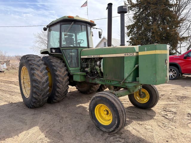 Image of John Deere 4430 equipment image 2