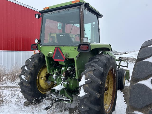 Image of John Deere 4430 equipment image 2