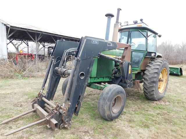 Image of John Deere 4430 equipment image 2