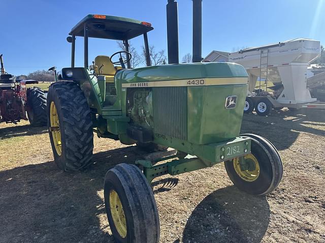 Image of John Deere 4430 equipment image 4