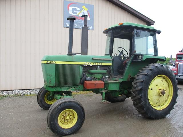 Image of John Deere 4430 Primary image