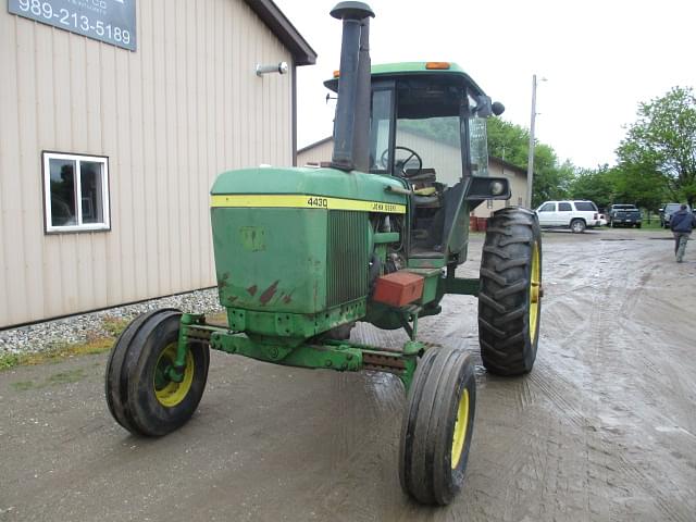Image of John Deere 4430 equipment image 1