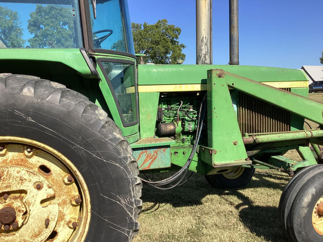Image of John Deere 4430 equipment image 2
