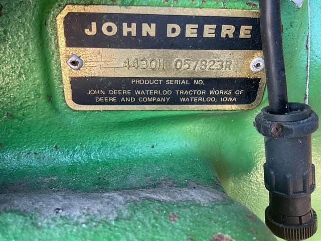 Image of John Deere 4430 equipment image 4