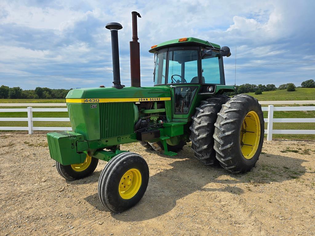 Image of John Deere 4430 Primary image