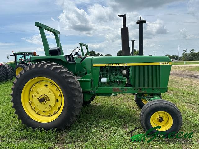 Image of John Deere 4430 equipment image 4