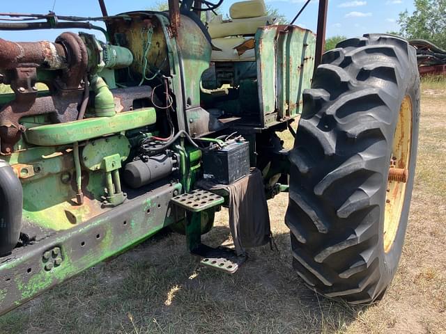 Image of John Deere 4430 equipment image 1