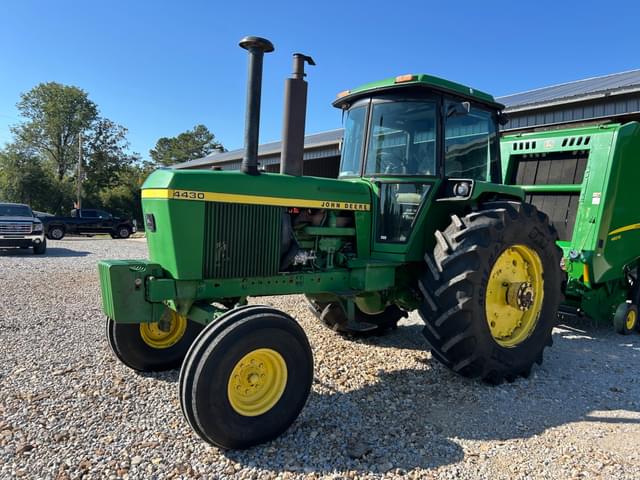 Image of John Deere 4430 equipment image 2