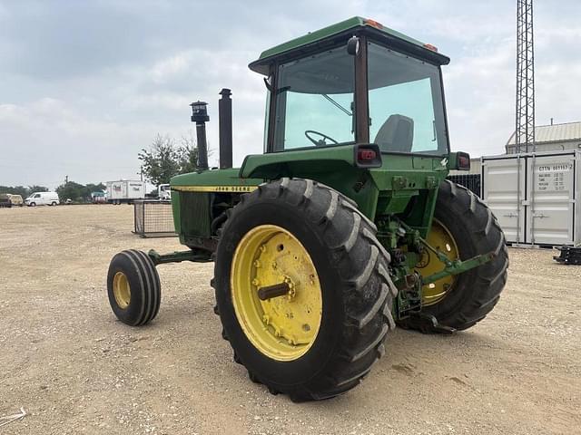 Image of John Deere 4430 equipment image 2