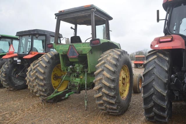 Image of John Deere 4430 equipment image 2