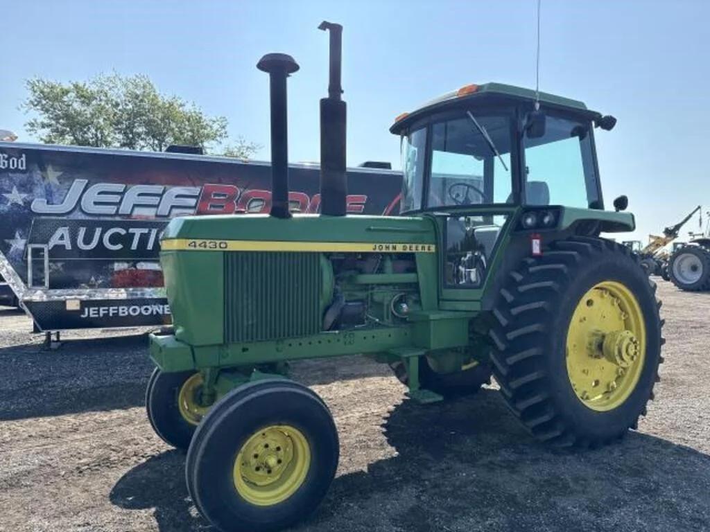 Image of John Deere 4430 Primary image