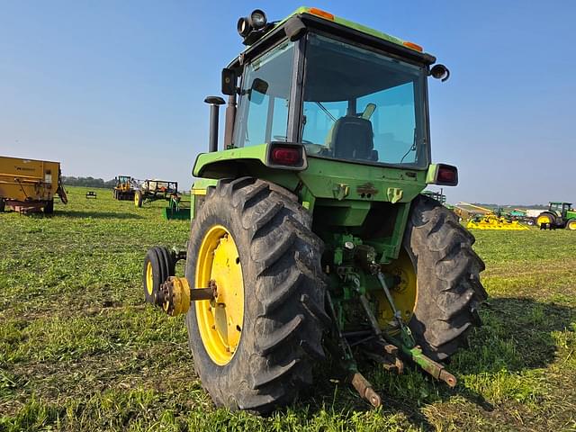 Image of John Deere 4430 equipment image 3