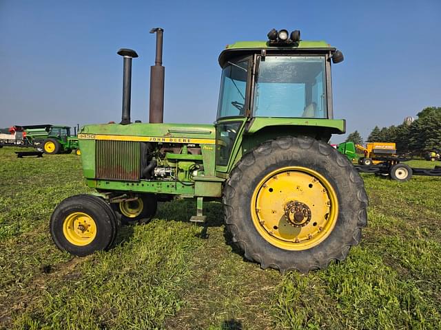 Image of John Deere 4430 equipment image 1