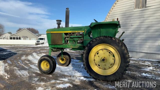 Image of John Deere 4430 equipment image 2
