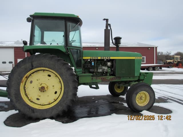 Image of John Deere 4430 equipment image 1
