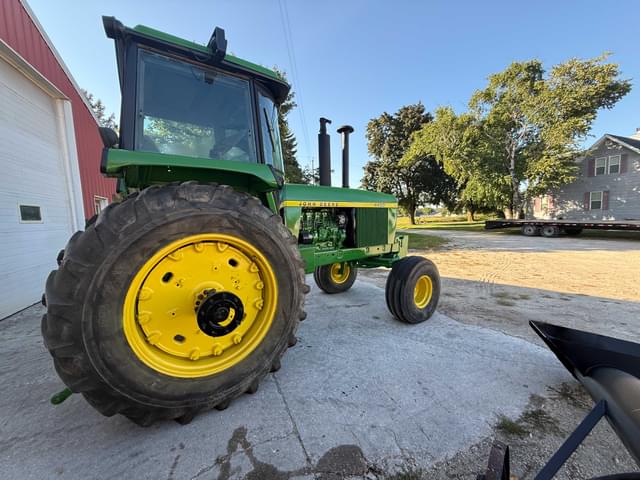 Image of John Deere 4430 equipment image 3