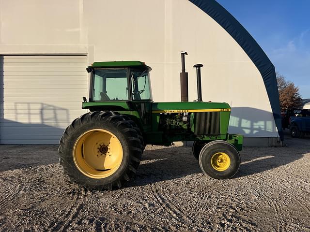 Image of John Deere 4430 equipment image 1