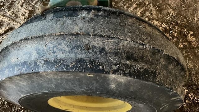 Image of John Deere 4430 equipment image 3