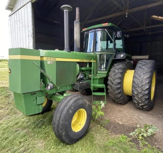 Image of John Deere 4430 equipment image 1