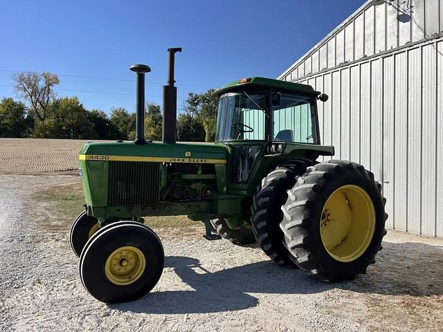 Image of John Deere 4430 equipment image 2