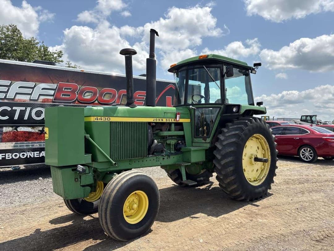 Image of John Deere 4430 Primary image