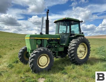 Main image John Deere 4430