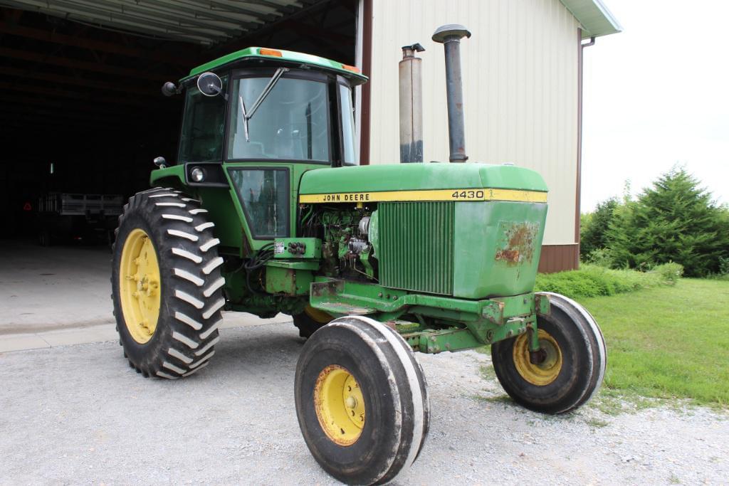 Image of John Deere 4430 Primary image