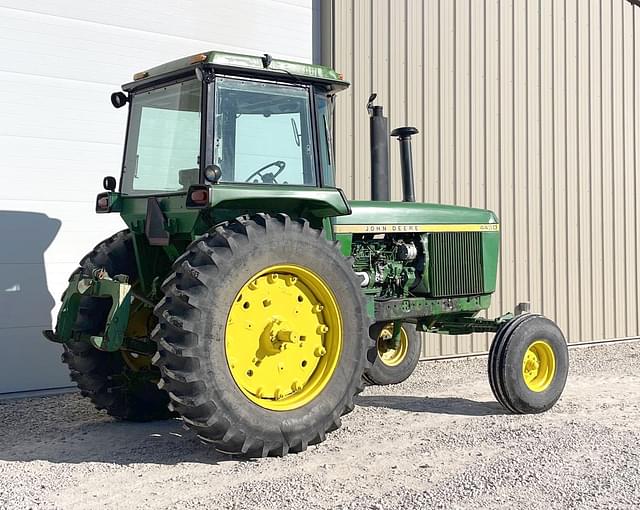 Image of John Deere 4430 equipment image 4