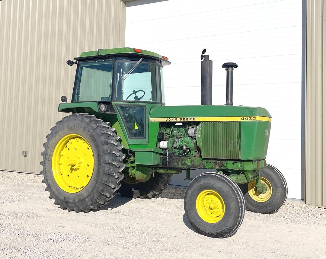 Image of John Deere 4430 Primary image