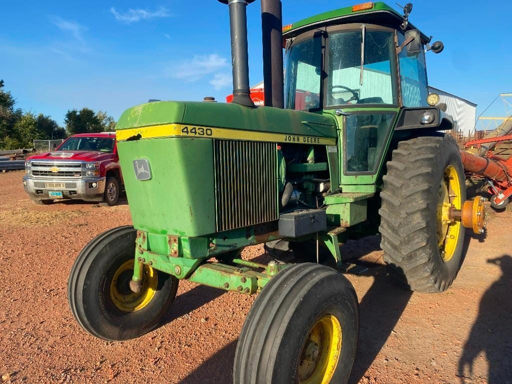 Main image John Deere 4430