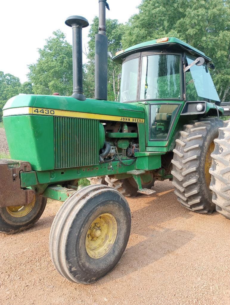 Main image John Deere 4430