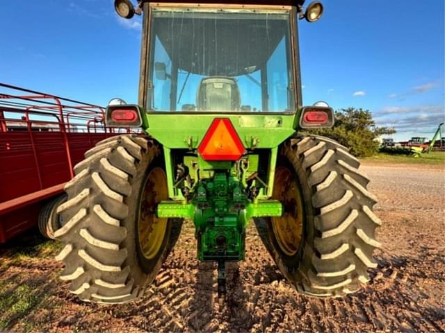 Image of John Deere 4430 equipment image 2