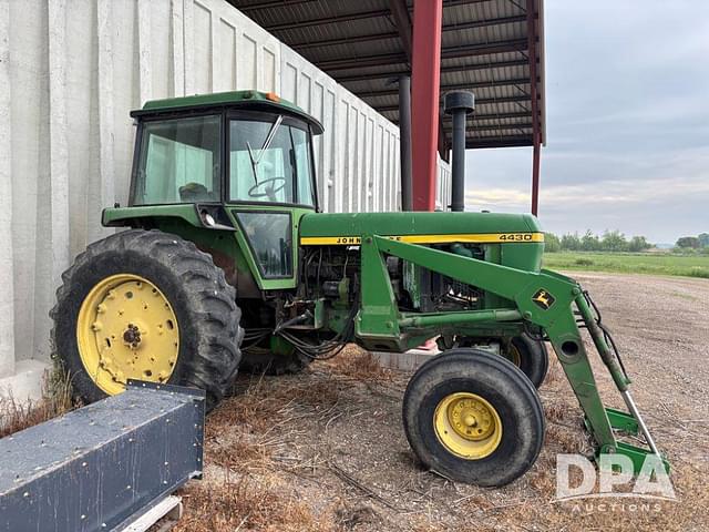 Image of John Deere 4430 equipment image 1